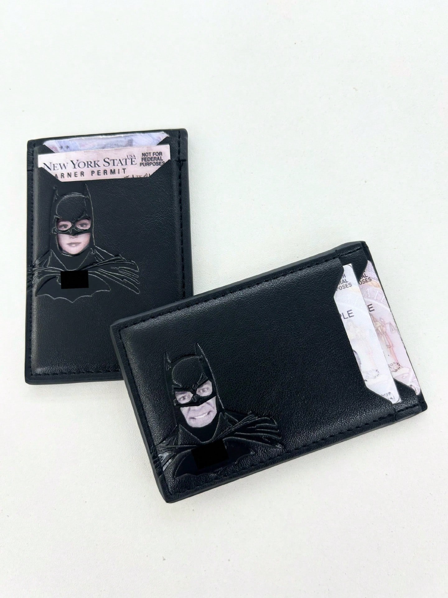 Men's Laser Cut Card Holder, M - Interior Design Id のレビューと価格