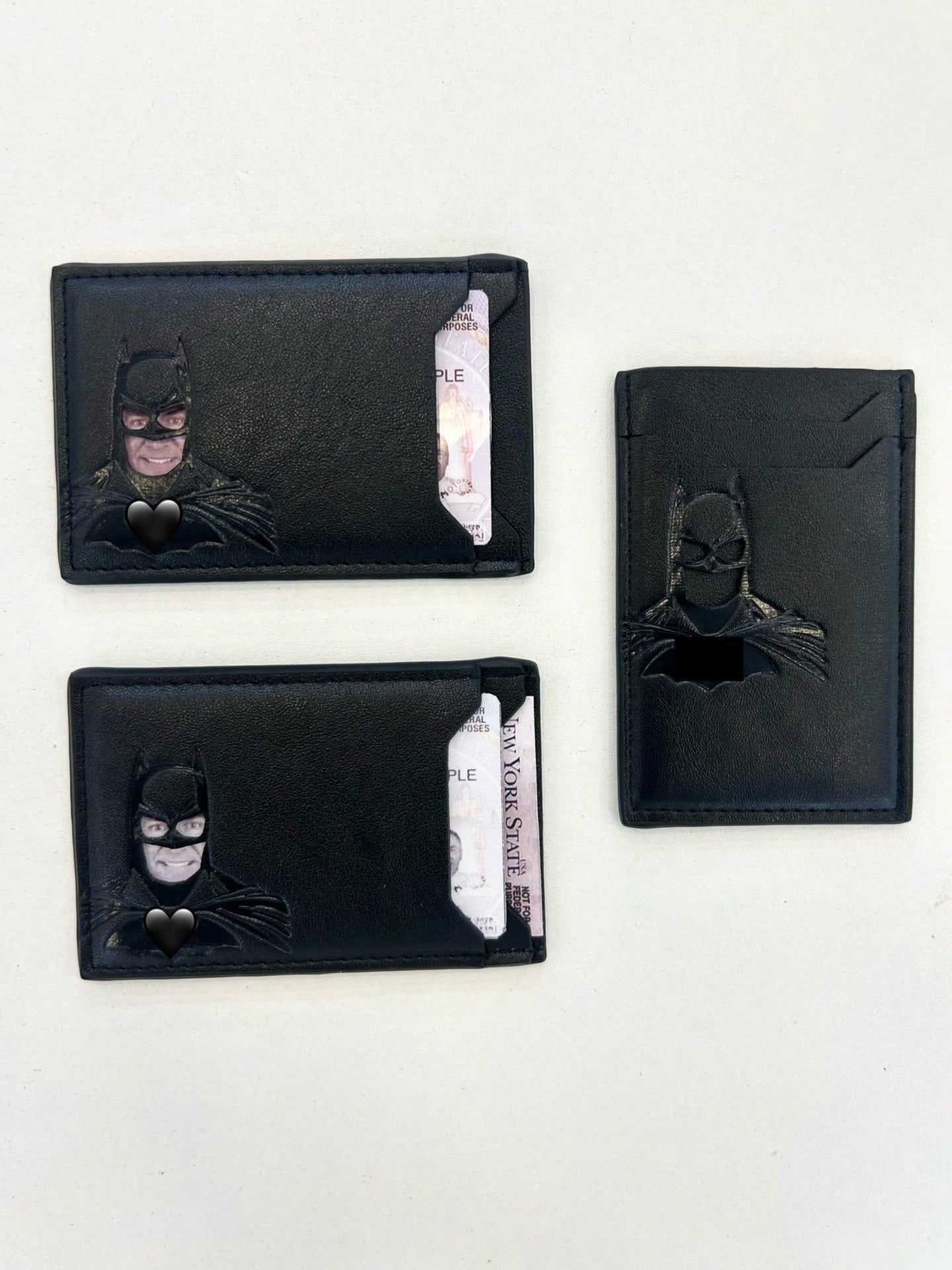 Men's Laser Cut Card Holder, M - Interior Design Id のレビューと価格