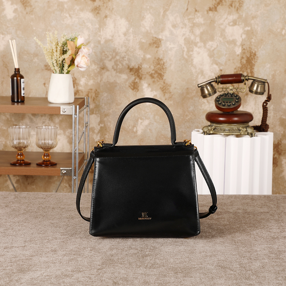 Ladies' Handbag, 2026 Season N - Interior Design Elegant のレビューと価格