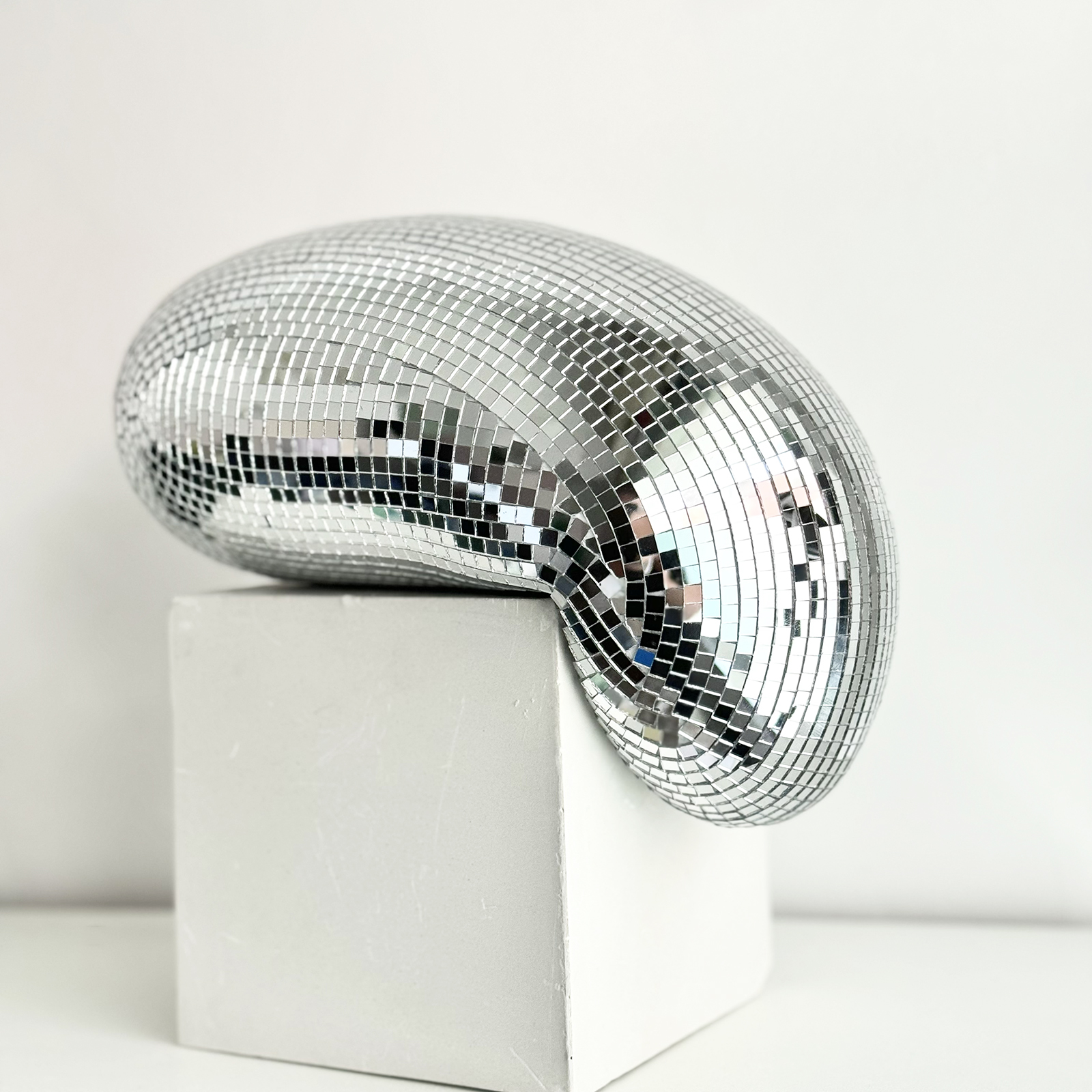 28cm Melted Disco Ball Mirror  - Interior Design Modern のレビューと価格