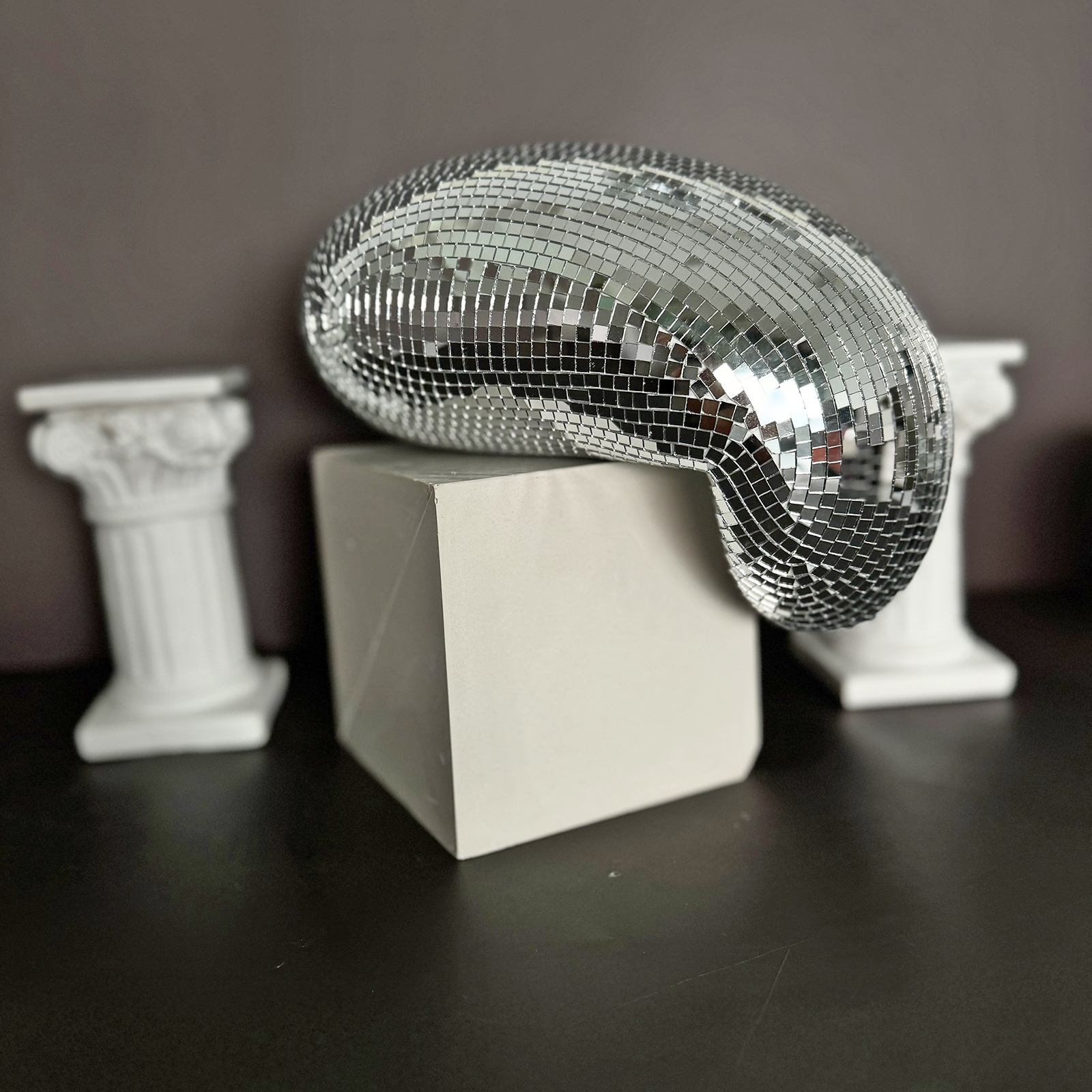 28cm Melted Disco Ball Mirror  - Interior Design Modern のレビューと価格