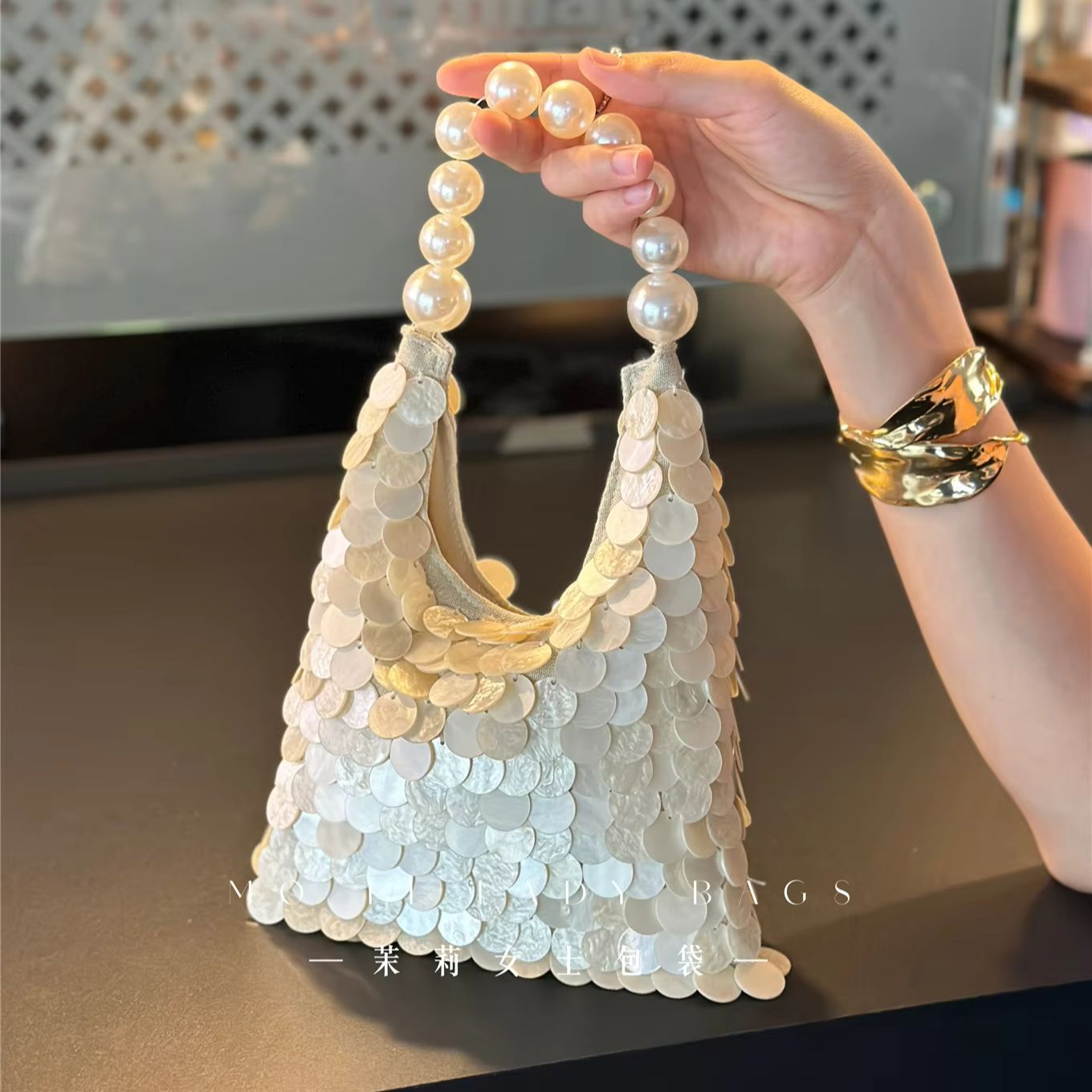 Handmade Shell Sequin Women's  - Interior Design Elegant のレビューと価格