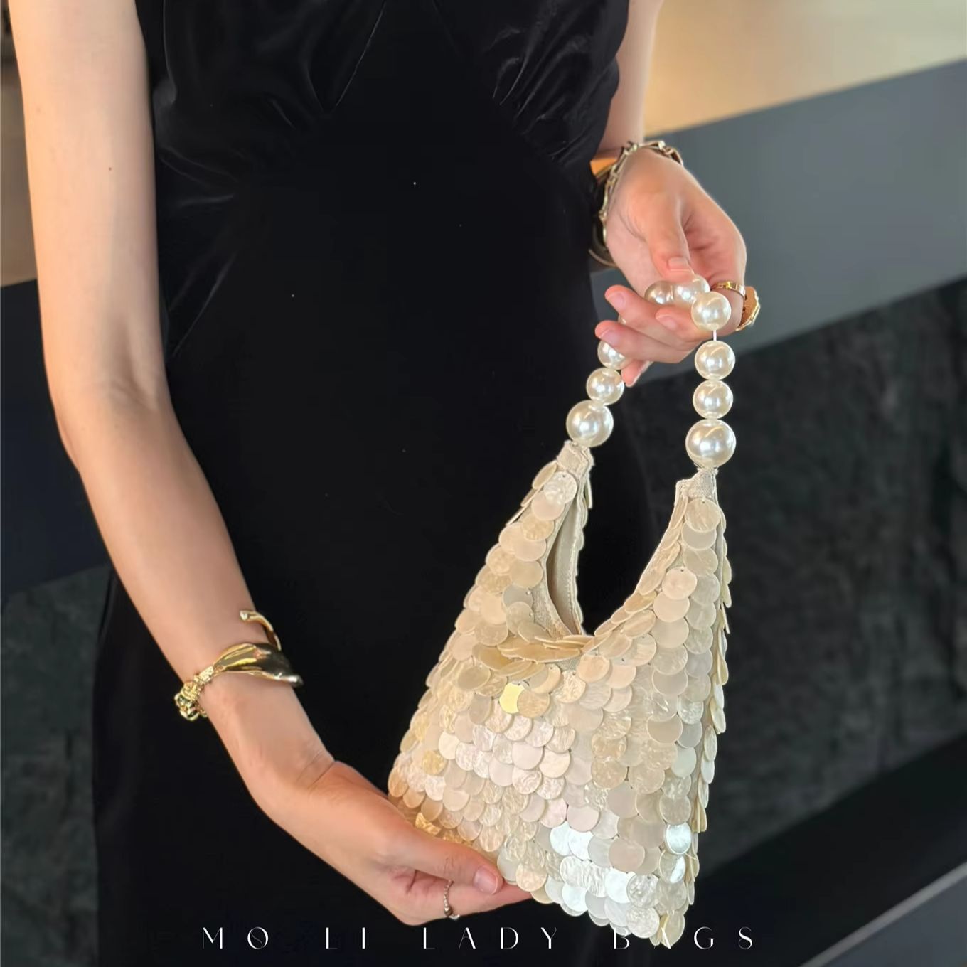 Handmade Shell Sequin Women's  - Interior Design Elegant のレビューと価格