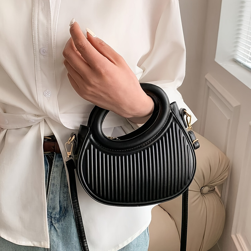 Chic Stripe Design Crossbody B - Interior Design Elegant のレビューと価格