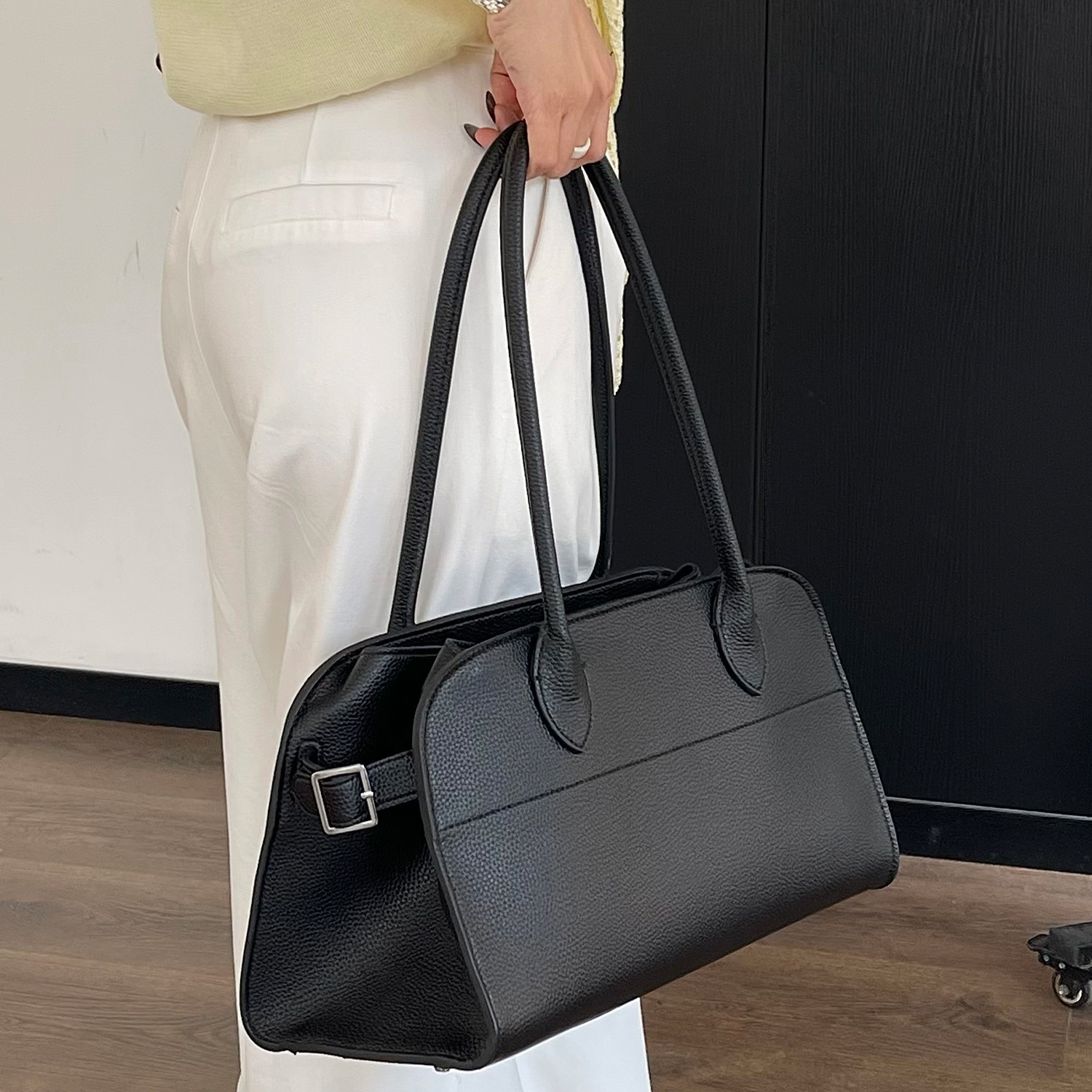 Litchi Grain Texture Tote Bag  - Interior Design Texture のレビューと価格